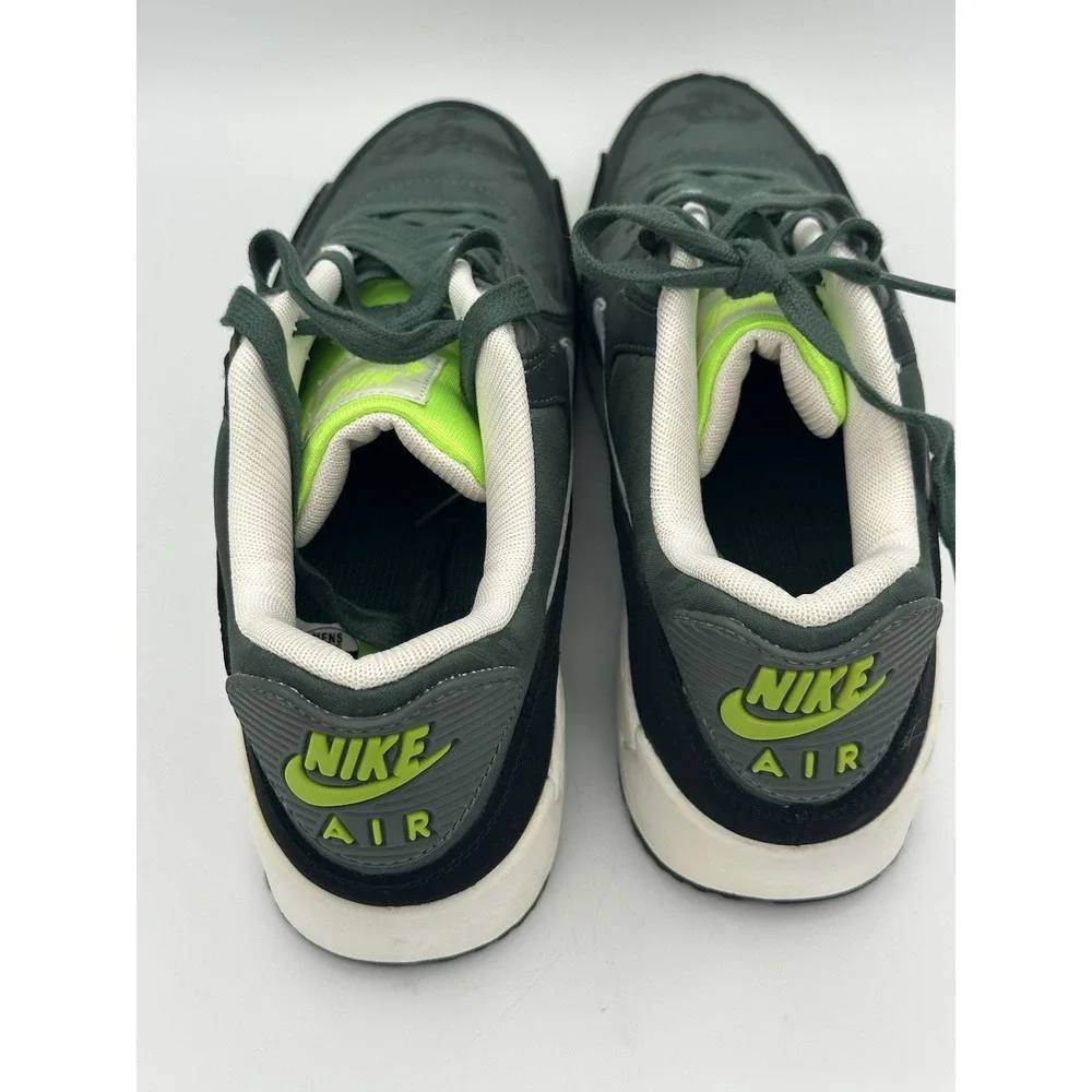 Nike Air Max 90 Premium Vintage Green Paisley 333888-303 Men's Size 9